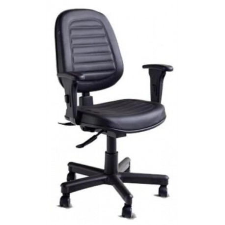 Cadeira giratória executiva, base back system e braços reguláveis.